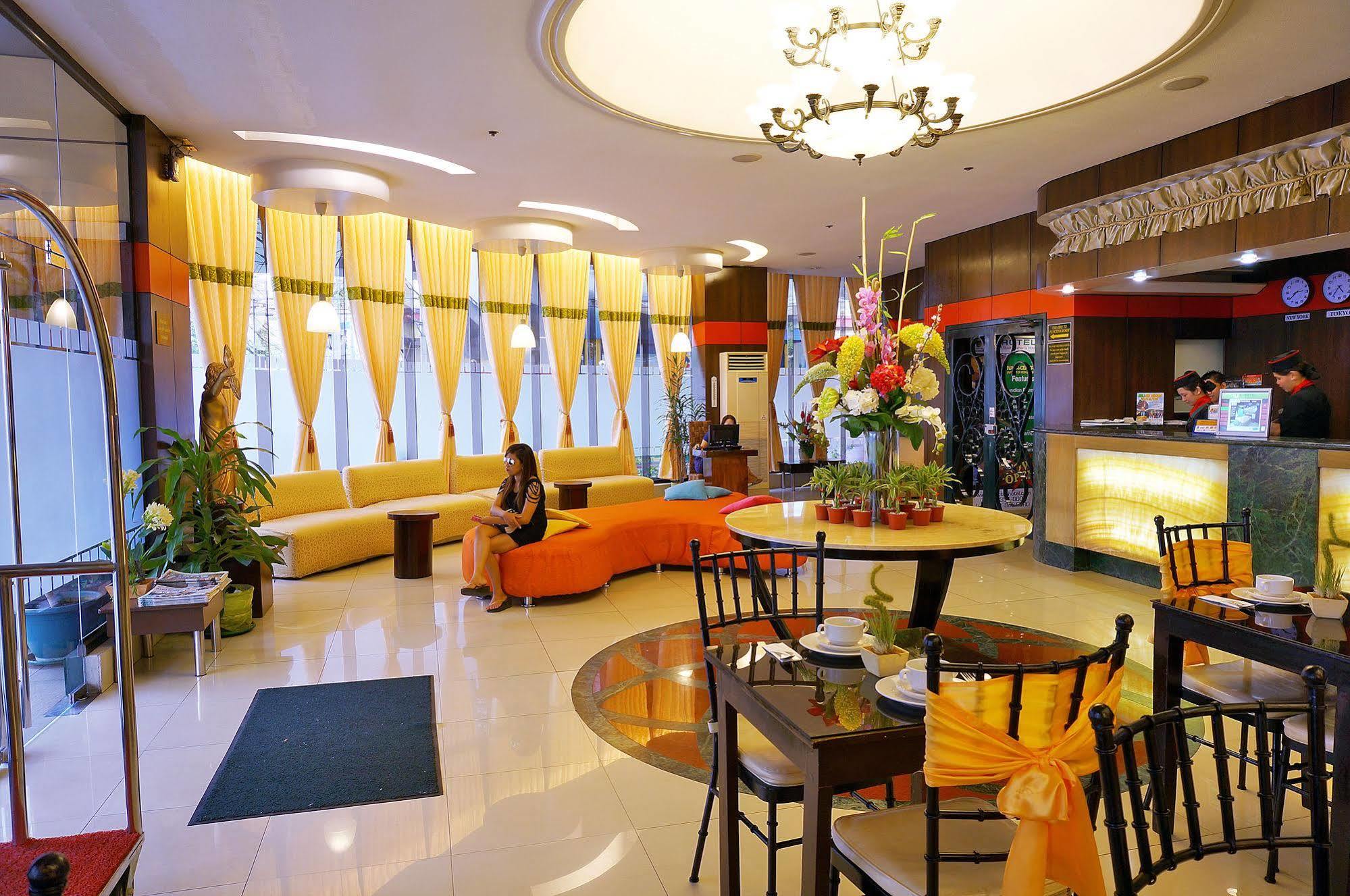 Eurotel Makati Makati City Bagian luar foto