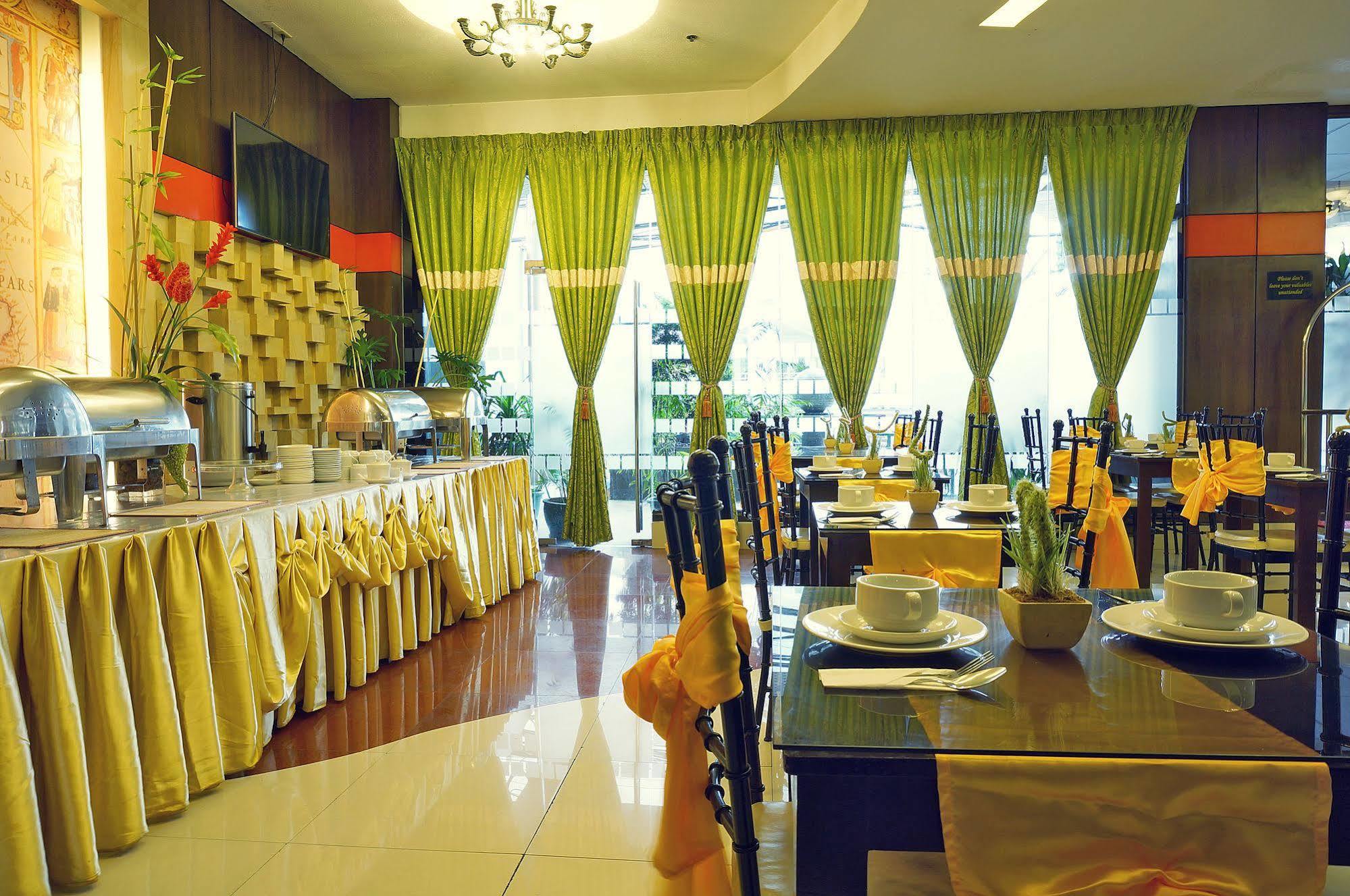 Eurotel Makati Makati City Bagian luar foto