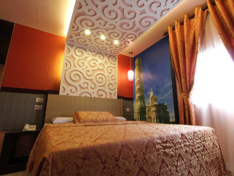 Eurotel Makati Makati City Bagian luar foto